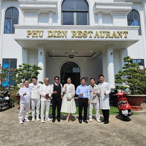 Vì Sao Nên Chọn Địa Điểm Có Sẵn Nhà Hàng Khi Đi Du Lịch?