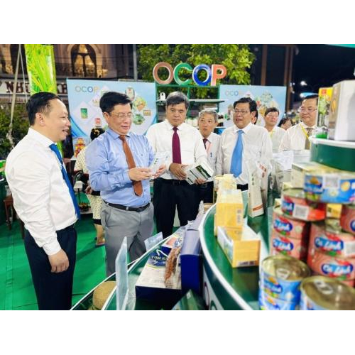 An Giang Tiên Phong Ra Mắt Gian Hàng Số Tại Diễn Đàn OCOP ĐBSCL 2025