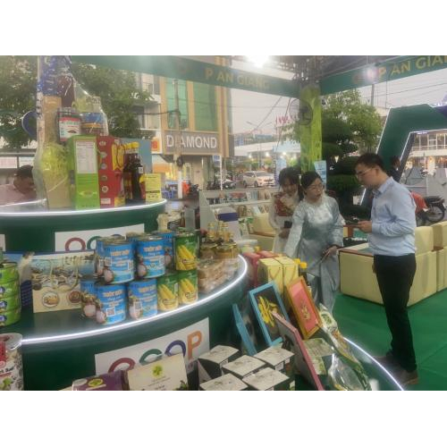 An Giang Tiên Phong Ra Mắt Gian Hàng Số Tại Diễn Đàn OCOP ĐBSCL 2025