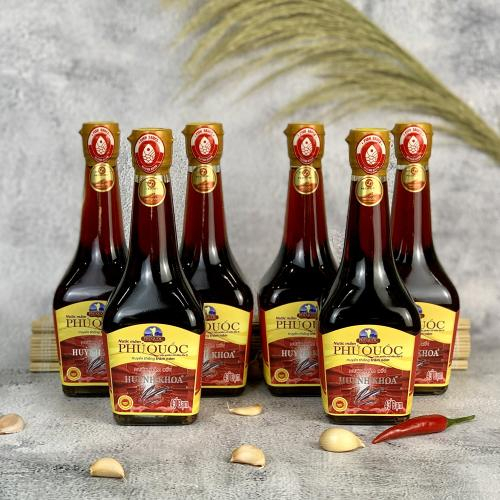 Nước Mắm Truyền Thống Cốt Nhĩ Huỳnh Khoa 43 đạm - Chai 200 ml - Hộp 6 Chai