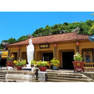 Vẻ đẹp cổ kính giữa thiên nhiên Núi Bình San