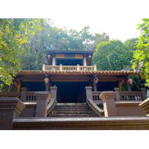 Vẻ đẹp cổ kính giữa thiên nhiên Núi Bình San