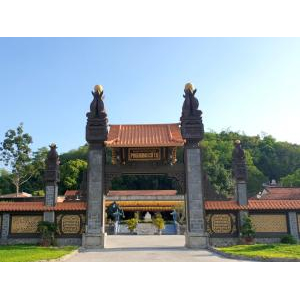 Vẻ đẹp cổ kính giữa thiên nhiên Núi Bình San