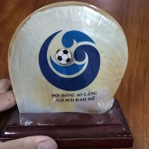 In Hình Lên Vỏ Trai Maxima