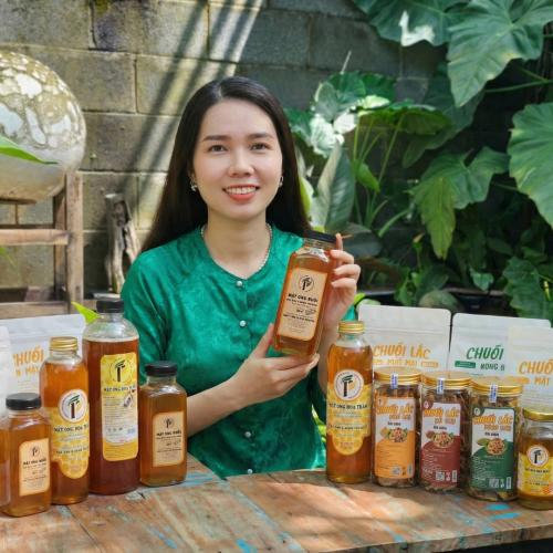 Lời Ngỏ Mật Ong Thanh Phú – Tinh Hoa Ngọt Lành Từ Rừng U Minh