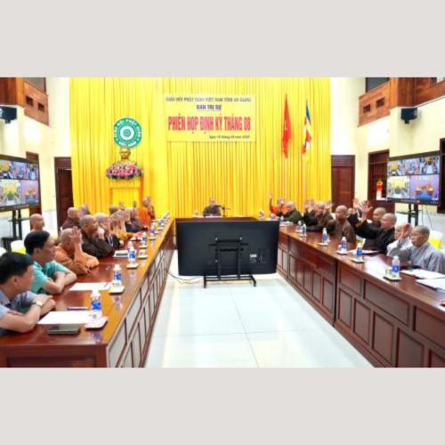 An Giang: Ban Thường trực Ban Trị sự họp triển khai Phật sự tháng 8 năm 2025