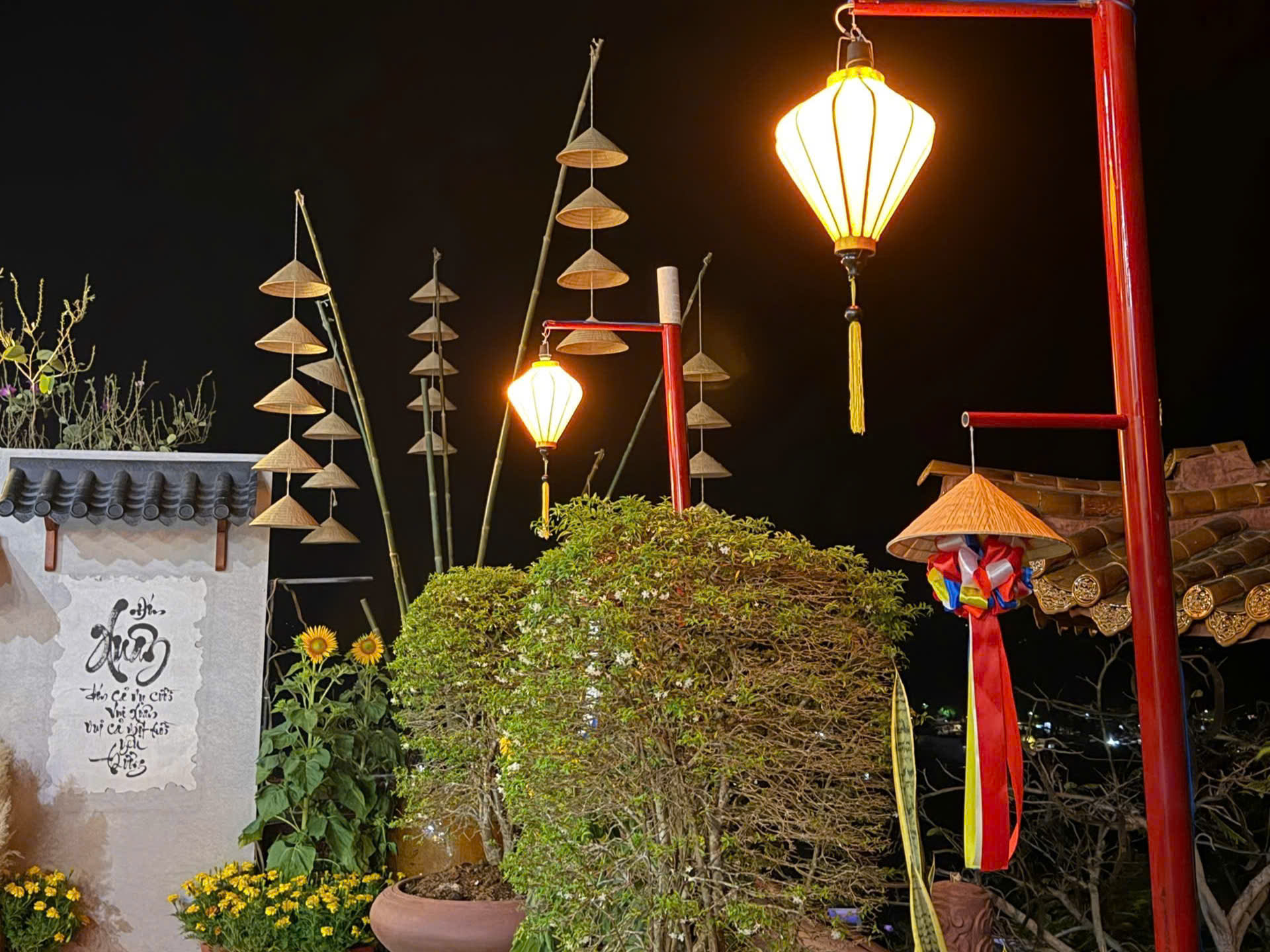 Nét Tết xưa giữa lòng chùa cổ