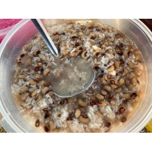 Ghé Chè Cây Đa Hà Tiên: Tiệm Chè Vỉa Hè Gây Thương Nhớ Suốt 2 Thập Kỷ