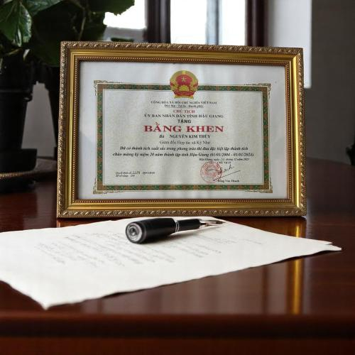 Bằng Khen Được Ủy Ban Nhân Dân Tỉnh Hậu Giang Khen Tặng