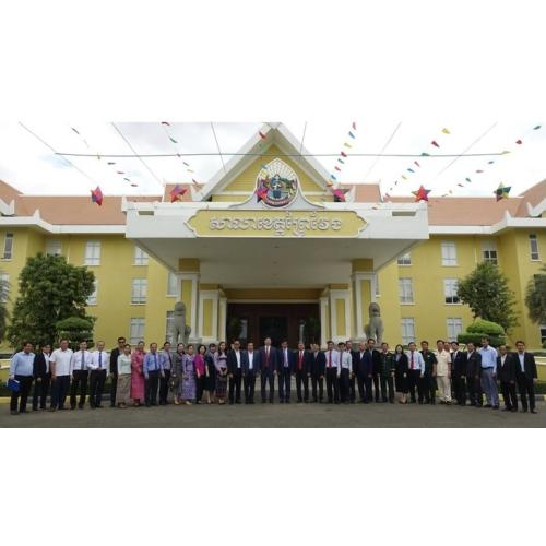 Lãnh đạo tỉnh Đồng Tháp chúc Tết Chol Chnam Thmay tỉnh Pray Veng