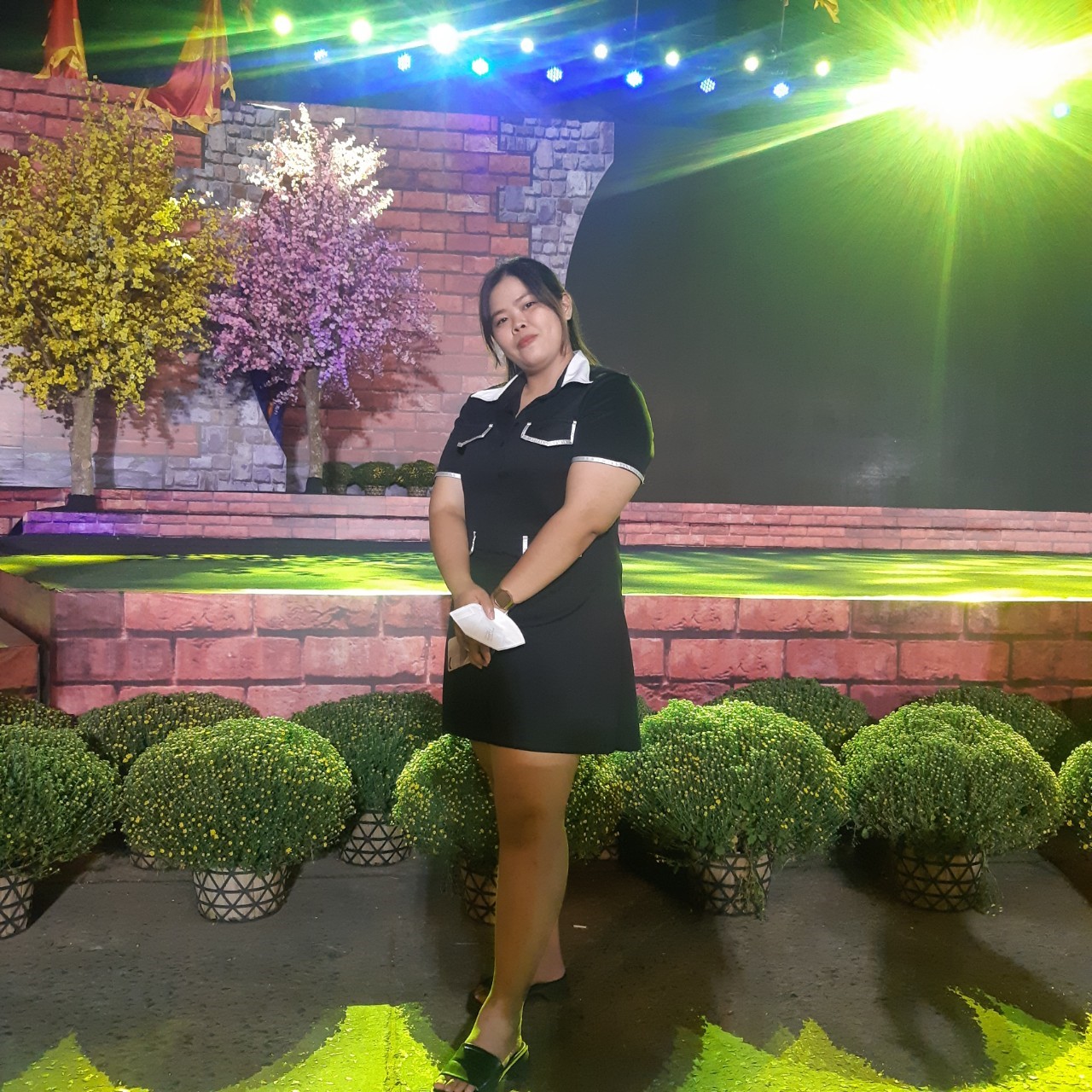 Hồng Lụa EDUZ