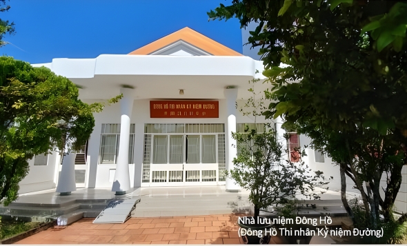 Kiến trúc và không gian Nhà lưu niệm